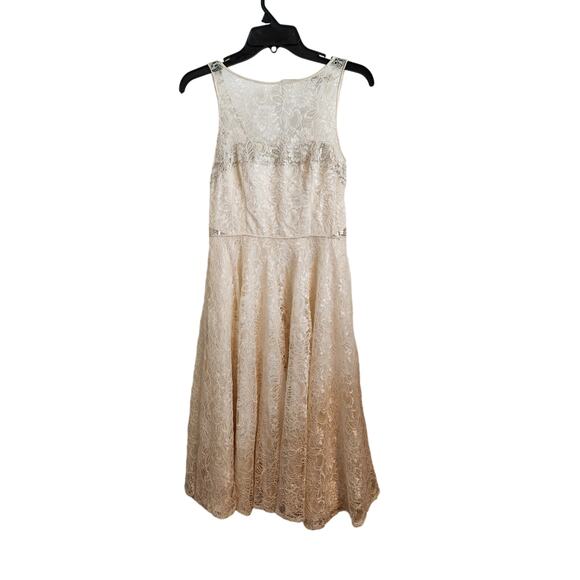 Carmen Marc Valvo Embellished Trim Beige Lace Dress S - Picture 3 of 7